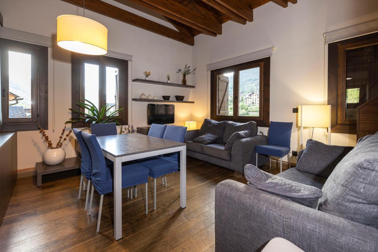 Apartamentos Casa Roldan I Benasque Kültér fotó